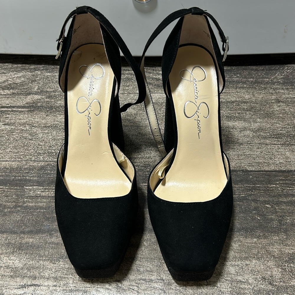 Jessica Simpson high heels